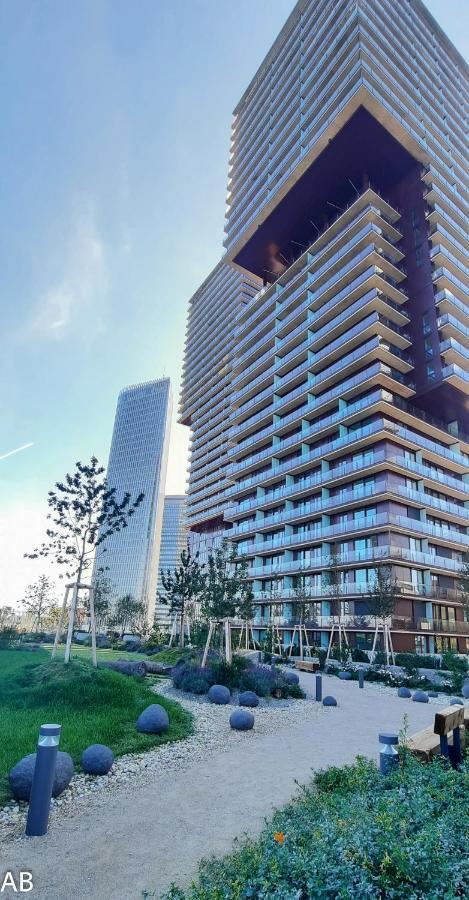 Superior Apartment & Rooftop Pool Вена Экстерьер фото
